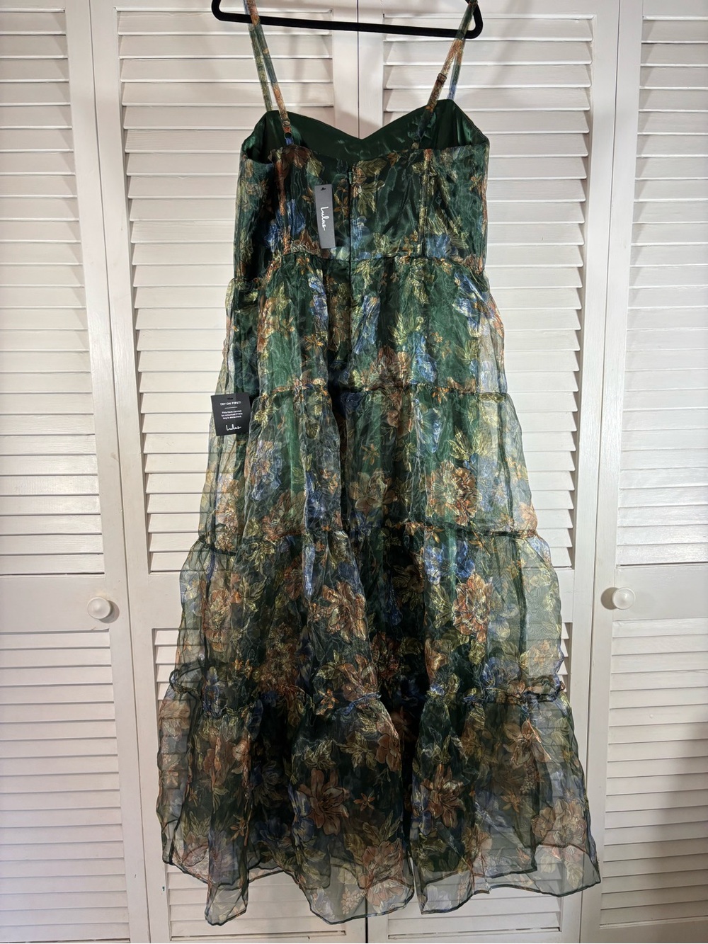 Lulus Exclusive Glamour Green Floral Organza Tiered Maxi Dress 2X - Picture 4 of 14